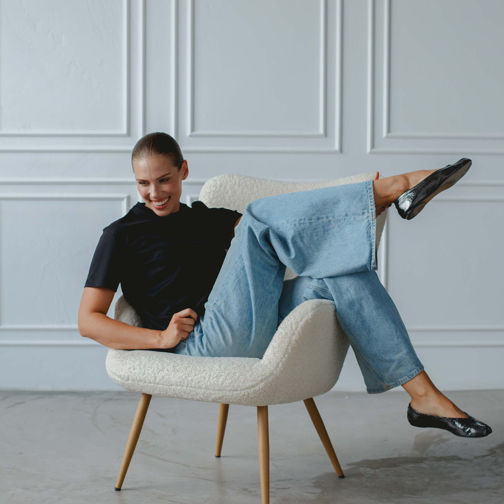 "THE FLOW" Silk Blend Regular T-Shirt - BLACK