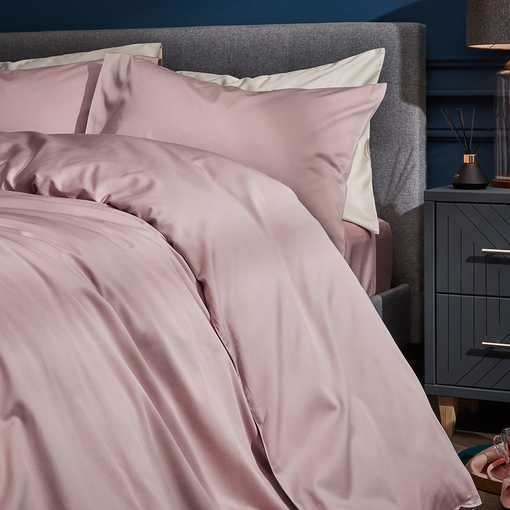 Premium Cotton Sateen Fitted Sheet «LUMEN»