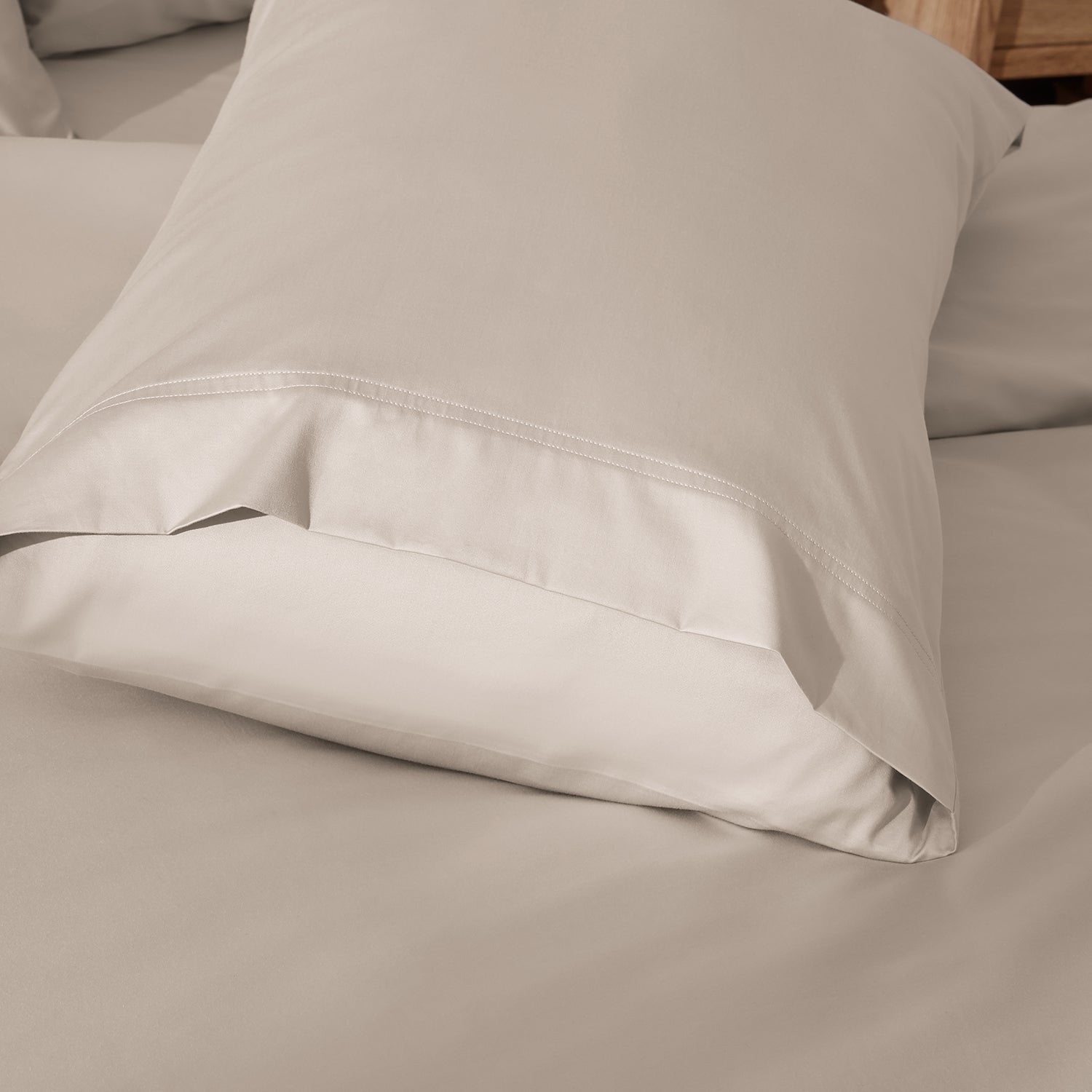 Premium Cotton Sateen Pillowcases (Set of 2) «LUMEN»