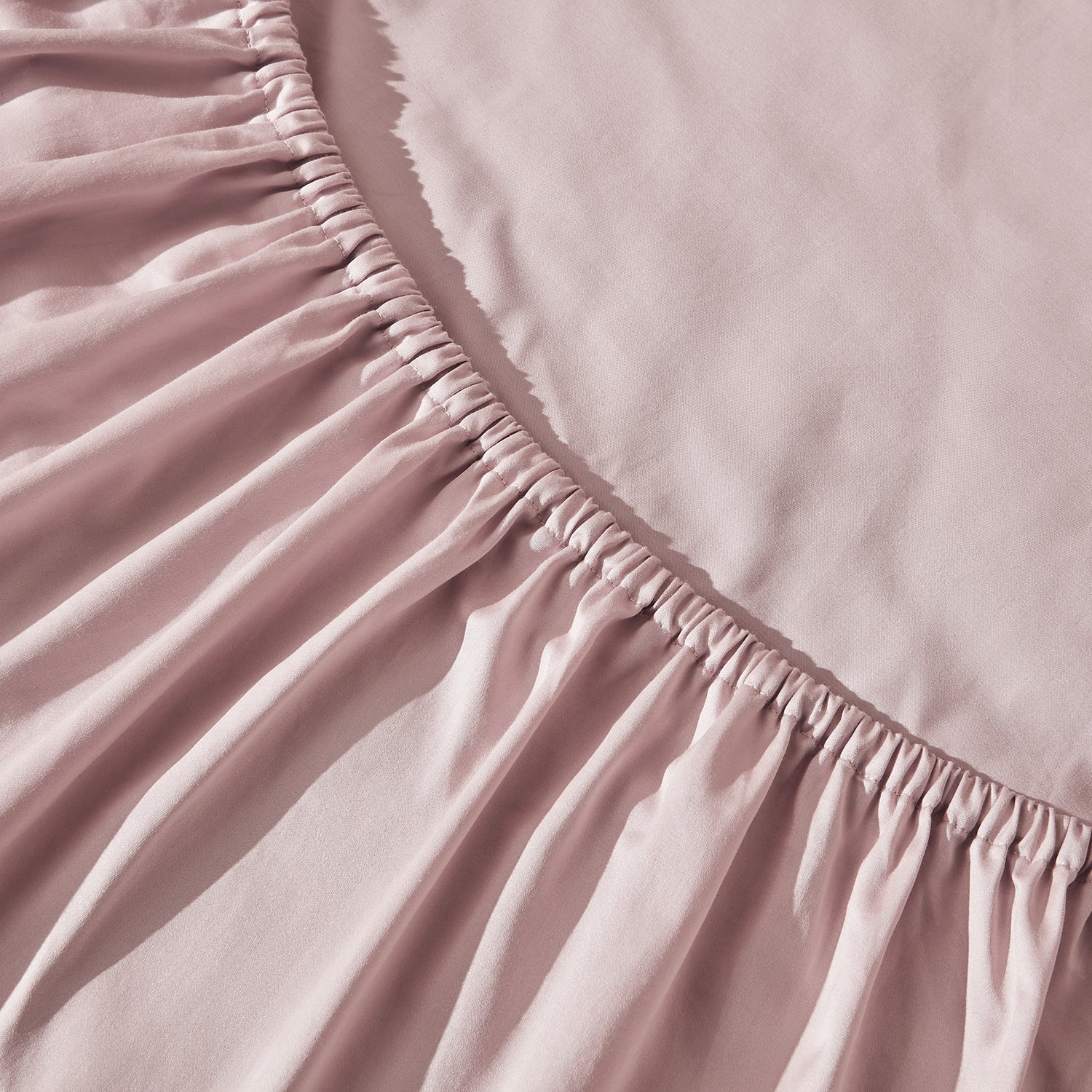 Premium Cotton Sateen Fitted Sheet «LUMEN»