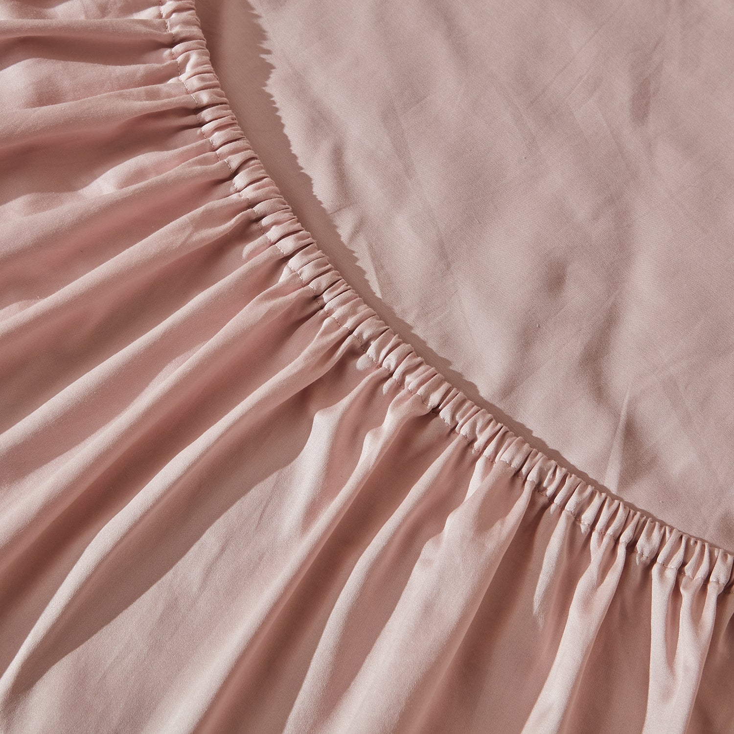 Premium Cotton Sateen Fitted Sheet «LUMEN»