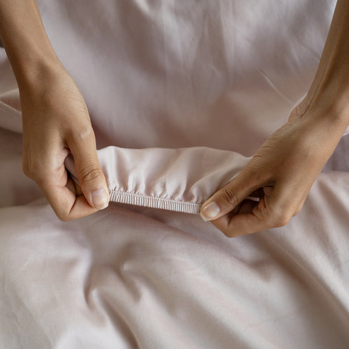 Premium Cotton Sateen Fitted Sheet «LUMEN»