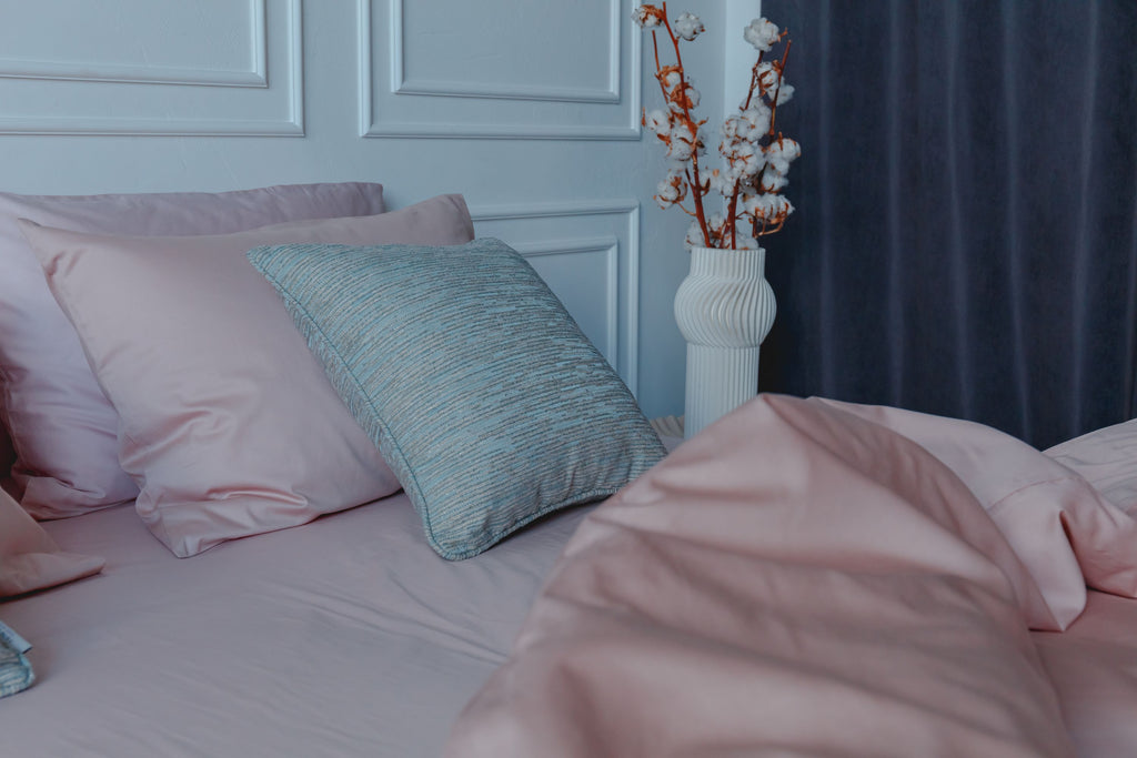 3D Jacquard Cushion Cover - IRIDESCENT BLUE