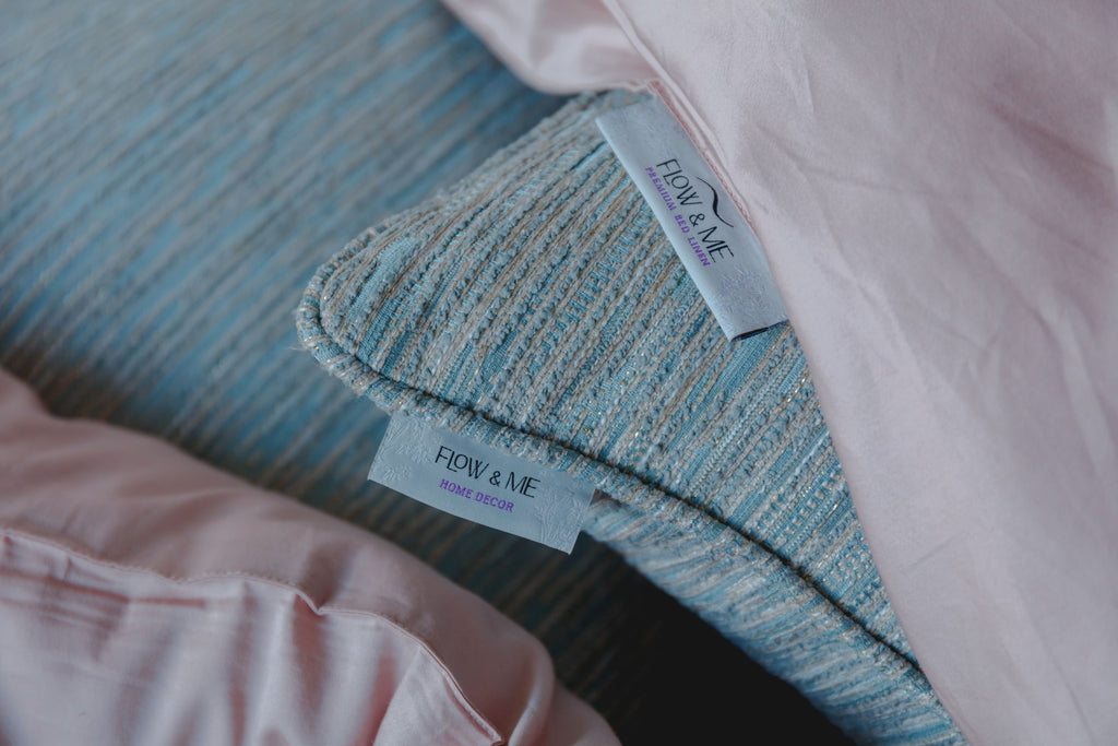 3D Jacquard Cushion Cover - IRIDESCENT BLUE