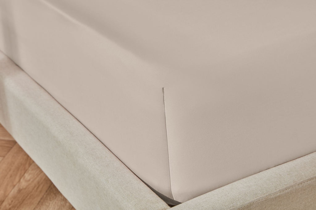 Premium Cotton Sateen Fitted Sheet «LUMEN» - IVORY