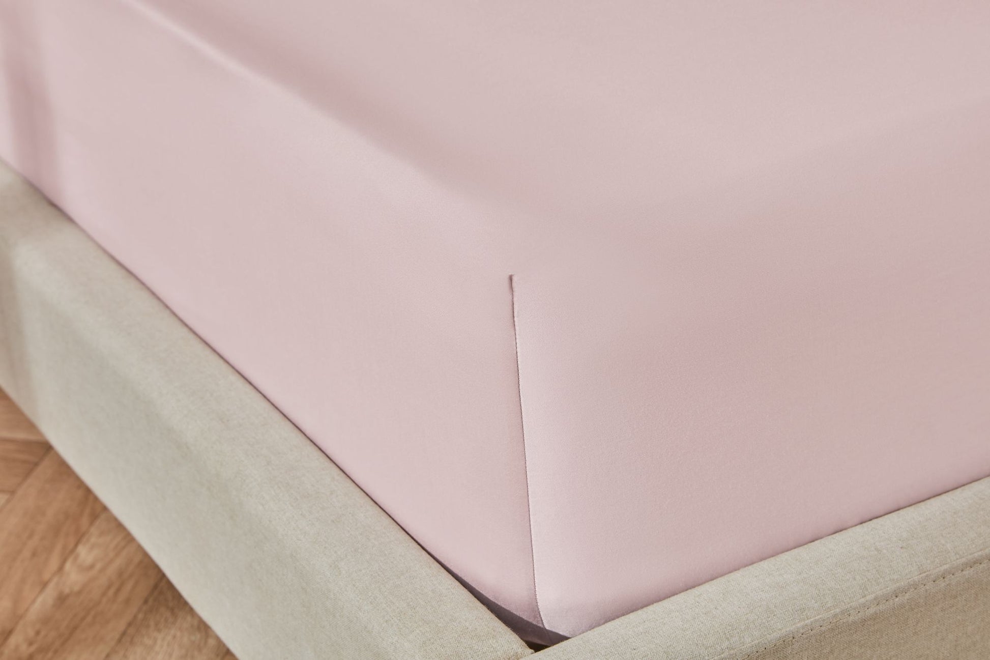 Premium Cotton Sateen Fitted Sheet «LUMEN»  ORCHID